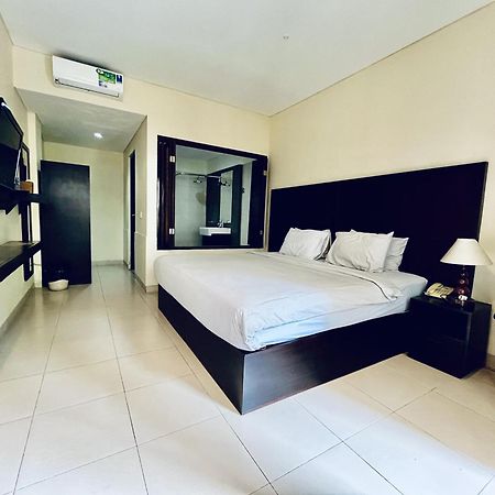 Suris Boutique Hotel Кута Экстерьер фото