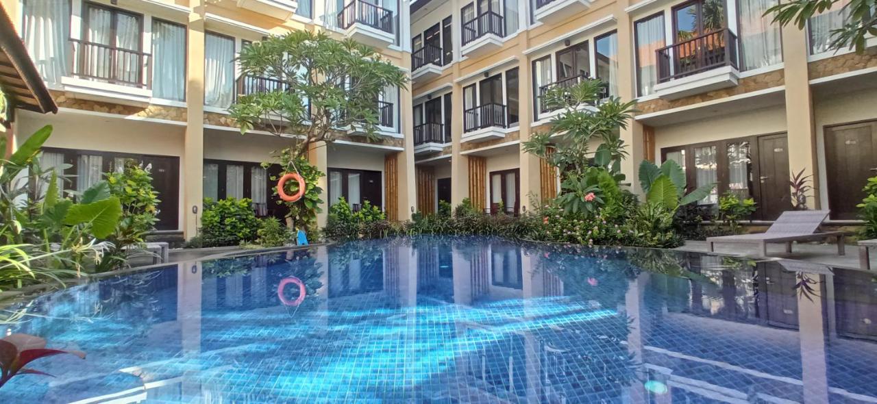 Suris Boutique Hotel Кута Экстерьер фото