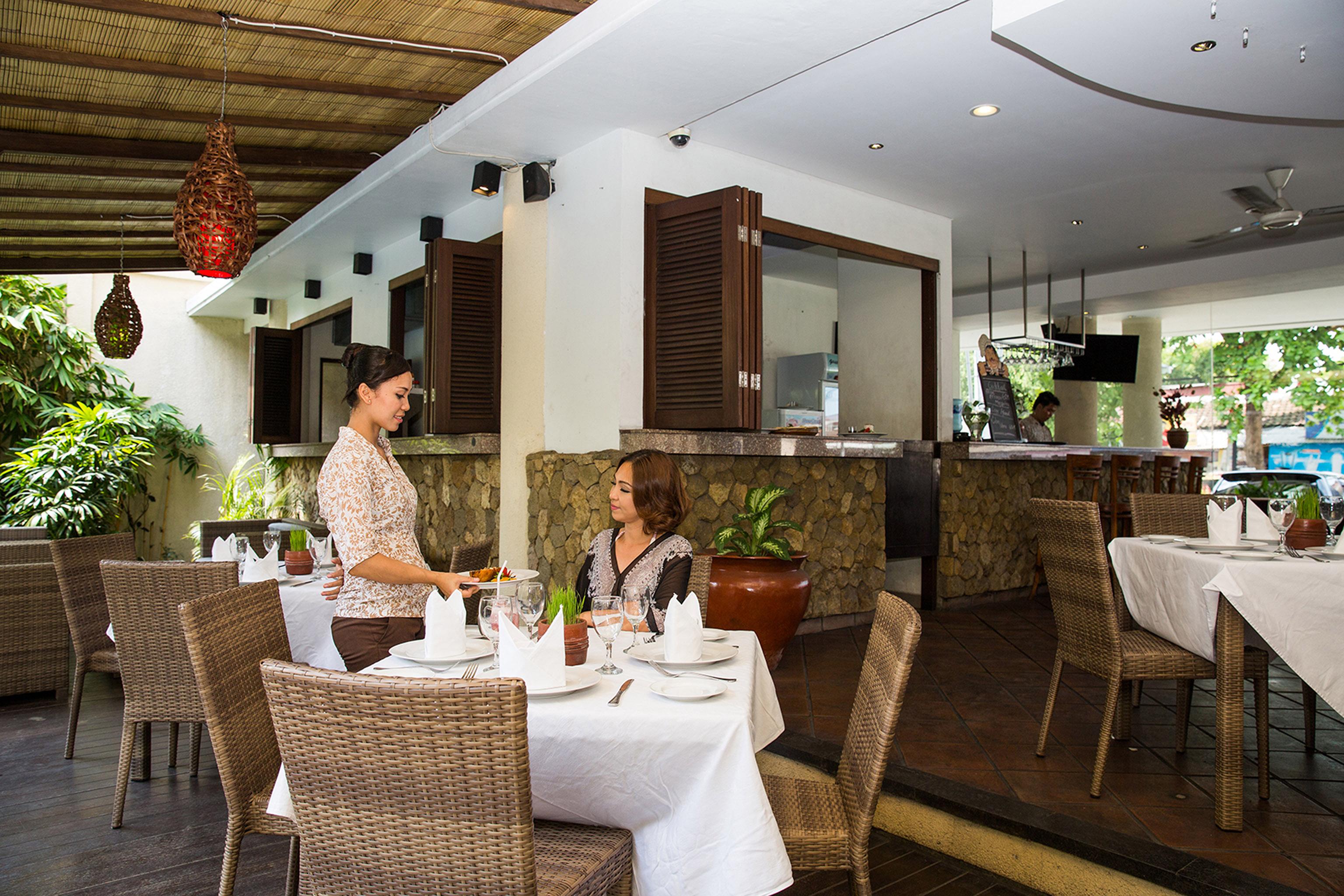 Suris Boutique Hotel Кута Экстерьер фото