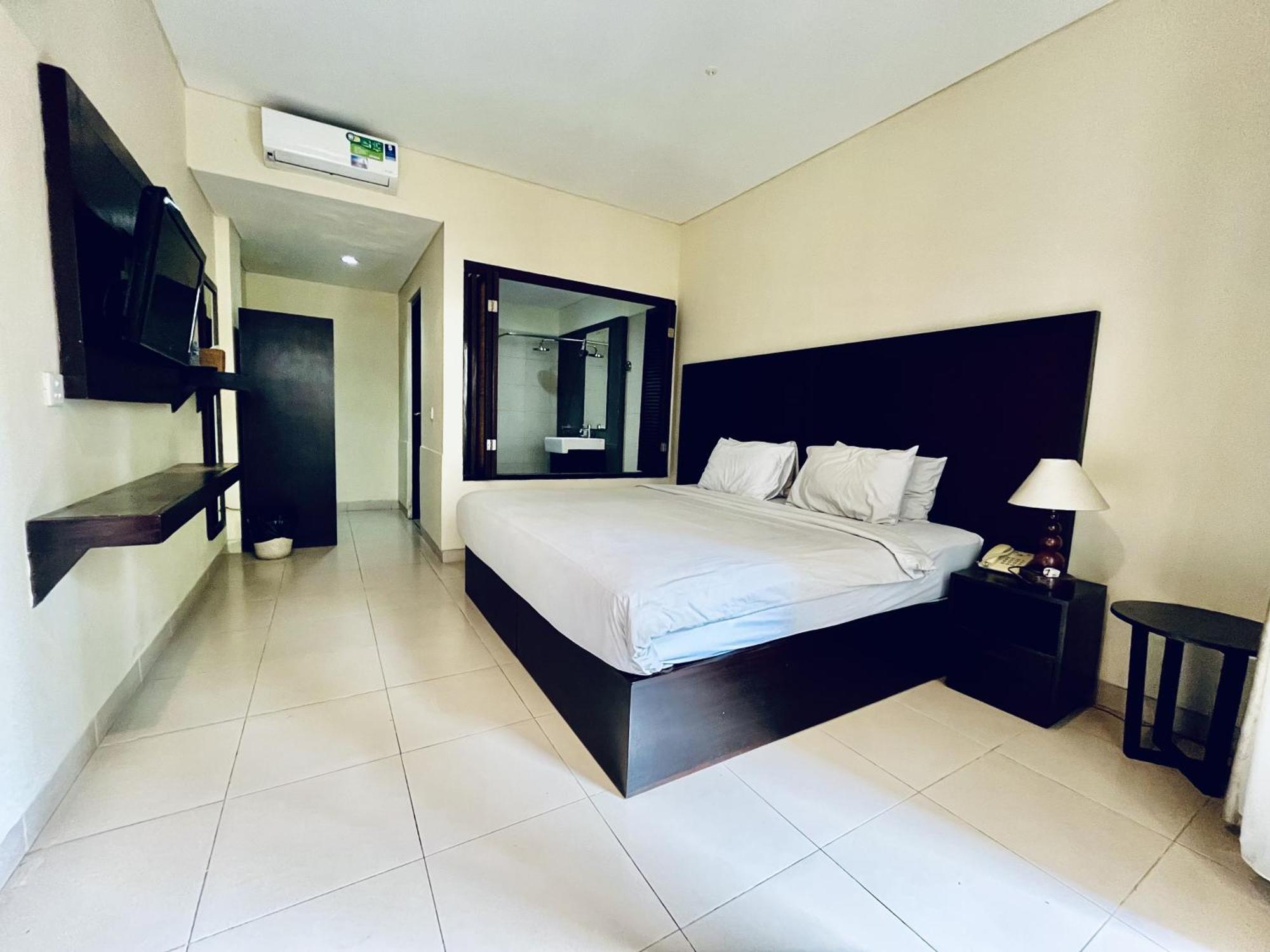 Suris Boutique Hotel Кута Экстерьер фото